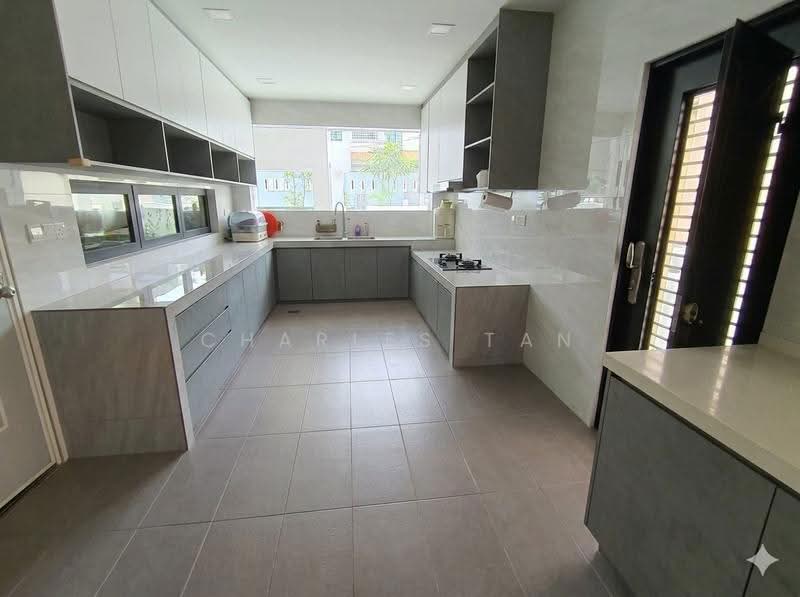 Bungalow House for Sale in Taman Connaught (Cheras) - Charles Tan - Kitchen - PropertyGuru.com.my