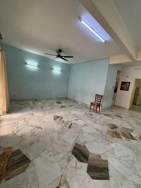 Rumah Teres 2-Tingkat untuk Dijual di Taman Sea (Petaling Jaya) - Shirley Ng - Living Room - PropertyGuru.com.my