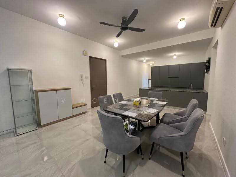 Kondominium untuk Disewa di The WaterEdge (Pinggiran Air) - Vincent Lai - Dining Room - PropertyGuru.com.my