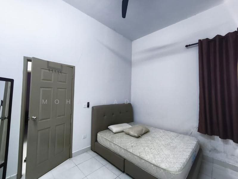 Semi-Detached House for Sale in Perumahan Pandan Perdana 2 (Kuantan) - Mohammad Azizi - PropertyGuru.com.my