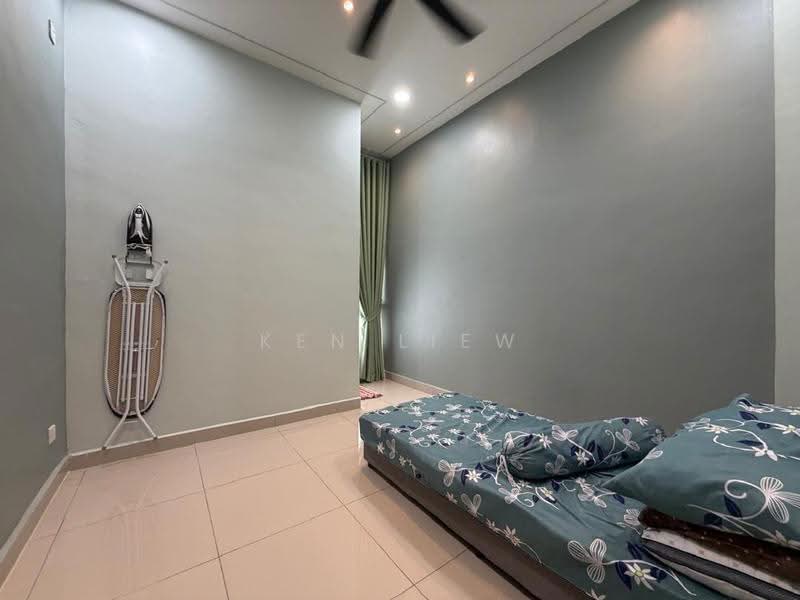 2-storey Terraced House for Rent in Taman Pulai Bestari (Skudai) - Ken Liew - Bedroom - PropertyGuru.com.my