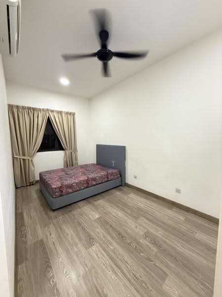 Kediaman Servis untuk Disewa di South View - TS Teh - Bedroom - PropertyGuru.com.my