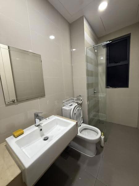 Kediaman Servis untuk Disewa di South View - TS Teh - Bathroom - PropertyGuru.com.my