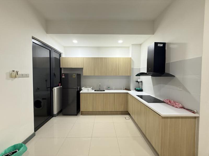 Kediaman Servis untuk Disewa di South View - TS Teh - Kitchen - PropertyGuru.com.my