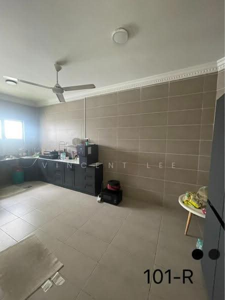Rumah Teres 3-Tingkat untuk Dijual di Shah Alam (Selangor) - Vincent Lee - Kitchen - PropertyGuru.com.my