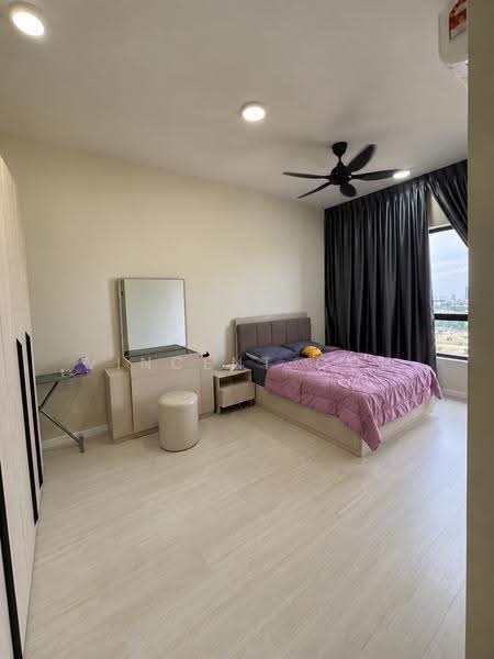 Kediaman Servis untuk Dijual di The Era @ Duta North - Vincent Goh - Bedroom - PropertyGuru.com.my