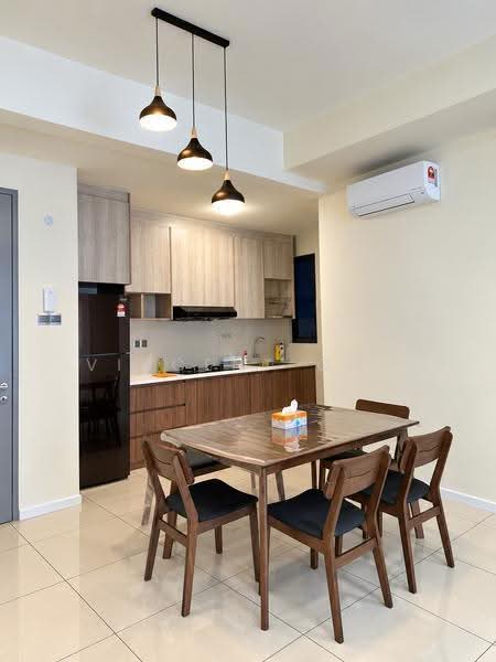 Kediaman Servis untuk Dijual di The Era @ Duta North - Vincent Goh - Dining Room - PropertyGuru.com.my