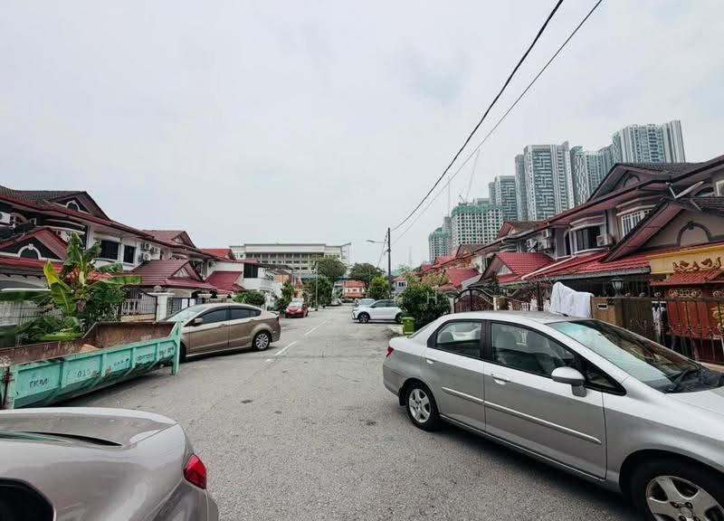 Semi-Detached House for Sale in Taman Sri Sentosa (Jalan Klang Lama (Old Klang Road)) - Kok KH - PropertyGuru.com.my