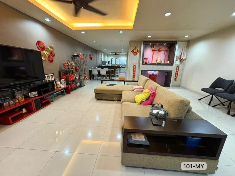 Rumah Teres 2-Tingkat untuk Dijual di Taman Sentosa (Klang) - Vincent Lee - Living Room - PropertyGuru.com.my