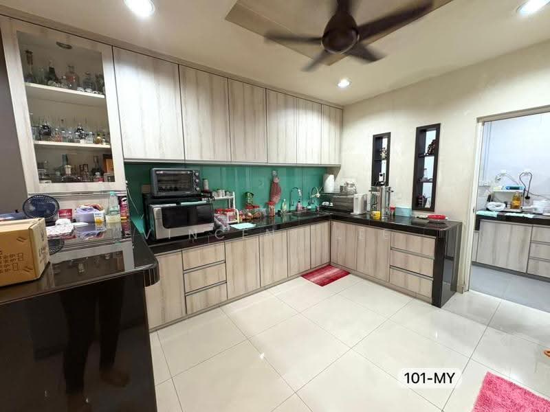 Rumah Teres 2-Tingkat untuk Dijual di Taman Sentosa (Klang) - Vincent Lee - Kitchen - PropertyGuru.com.my