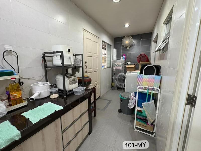 Rumah Teres 2-Tingkat untuk Dijual di Taman Sentosa (Klang) - Vincent Lee - Kitchen - PropertyGuru.com.my