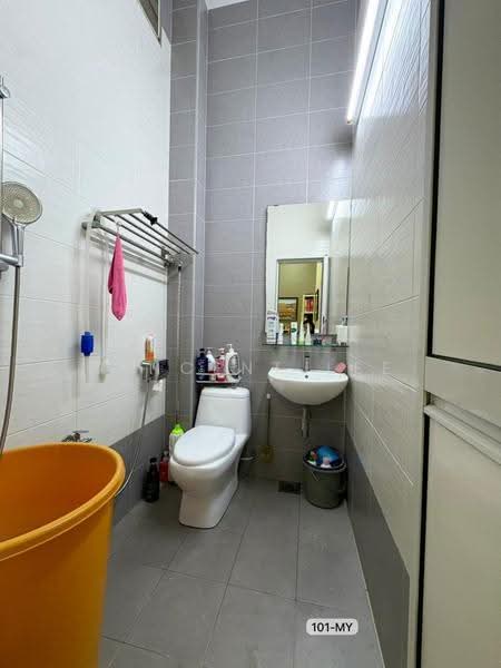 Rumah Teres 2-Tingkat untuk Dijual di Taman Sentosa (Klang) - Vincent Lee - Bathroom - PropertyGuru.com.my