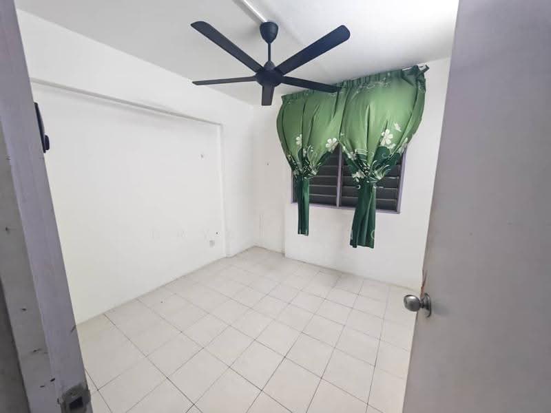 Rumah Flat untuk Dijual di Green Garden - Bryan H'ng - Interior - PropertyGuru.com.my