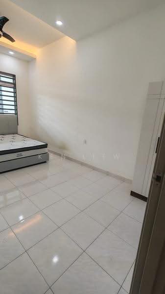 1-storey Terraced House for Rent in Bandar Indahpura (Kulai) - Ken Liew - Bedroom - PropertyGuru.com.my
