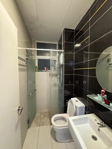Service Residence for Rent at Skypod Residence - Jordan Low - Bathroom - PropertyGuru.com.my