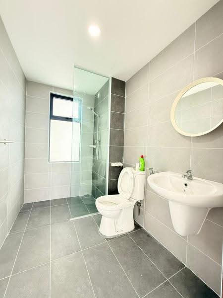 Kediaman Servis untuk Dijual di KSL Avery Park - Jack Wong - Bathroom - PropertyGuru.com.my