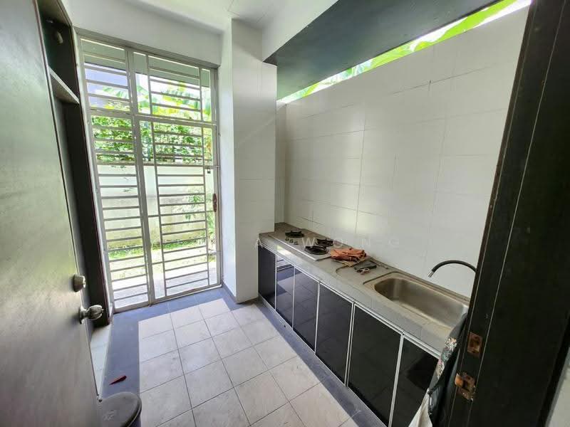 Semi-Detached House for Sale in Johor Bahru (Johor) - Reyna Wong - Kitchen - PropertyGuru.com.my