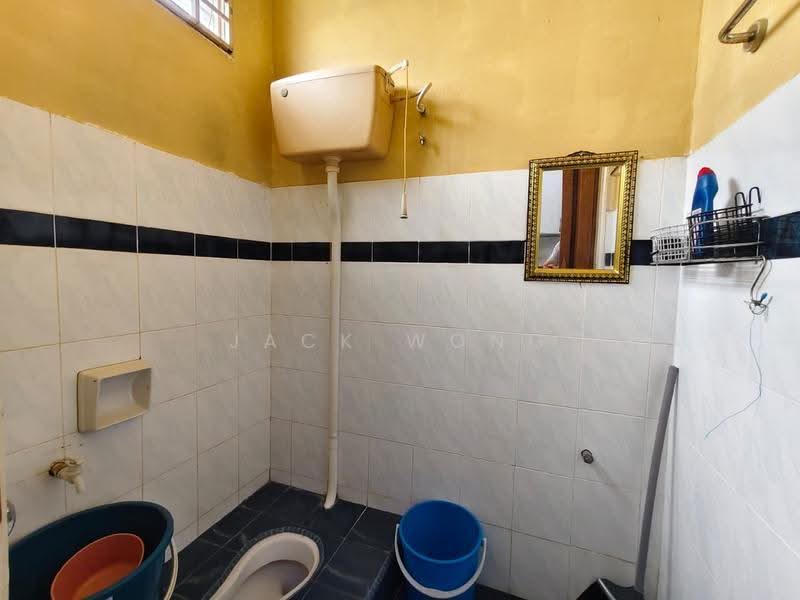 2-storey Terraced House for Sale in Bukit Indah (Iskandar Puteri (Nusajaya)) - Jack Wong - Bathroom - PropertyGuru.com.my