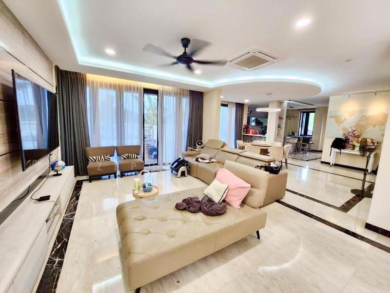 Semi-Detached House for Sale in Taman Ponderosa (Johor Bahru) - Zephyr Khoo - Living Room - PropertyGuru.com.my