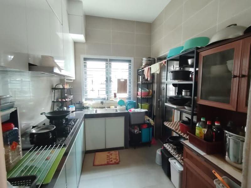 2-storey Terraced House for Sale in Bandar Indahpura (Kulai) - Shishi . - Kitchen - PropertyGuru.com.my