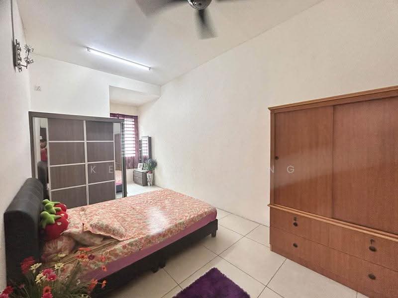 2-storey Terraced House for Sale in Taman Menglembu Timur (Menglembu) - Kelvin Chong - Bedroom - PropertyGuru.com.my