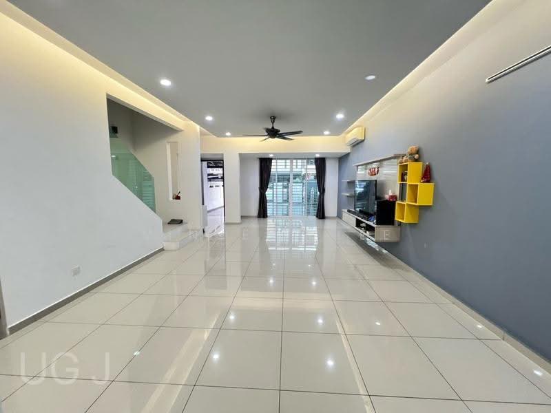 2.5-storey Terraced House for Sale in Bandar Botanic (Klang) - Vincent Lee - Living Room - PropertyGuru.com.my