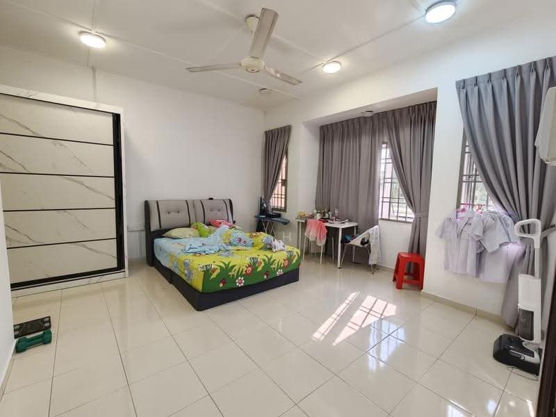 2-storey Terraced House for Sale in Bandar Indahpura (Kulai) - Shishi . - Bedroom - PropertyGuru.com.my