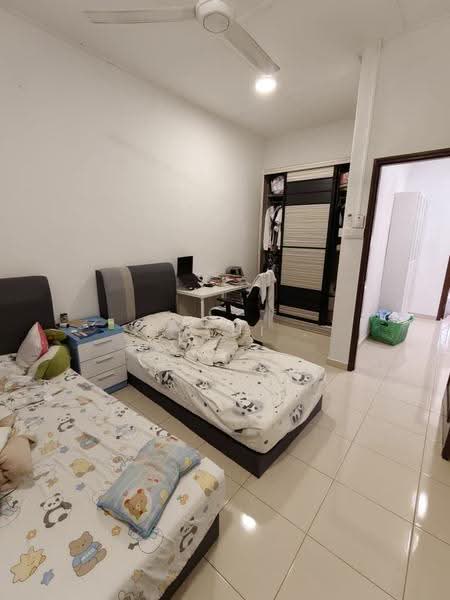 2-storey Terraced House for Sale in Bandar Indahpura (Kulai) - Shishi . - Bedroom - PropertyGuru.com.my