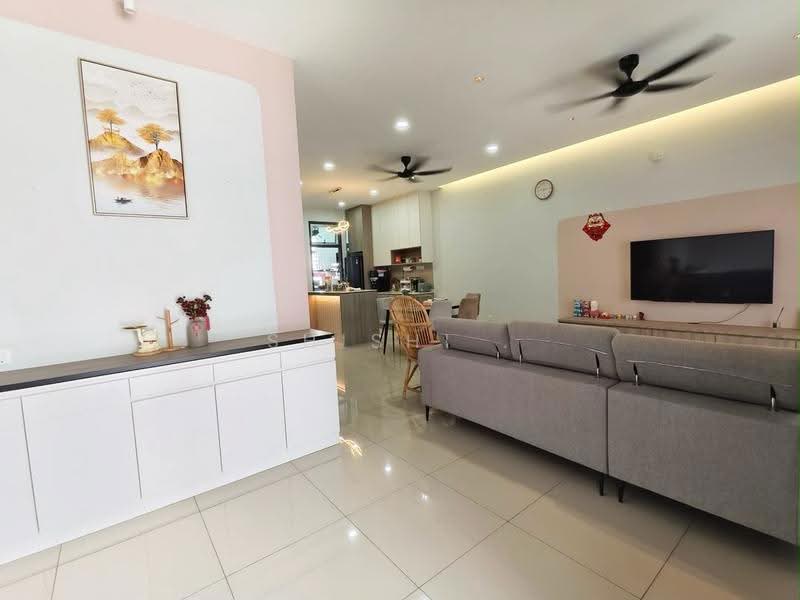 2-storey Terraced House for Sale in Skudai (Johor) - Shishi . - Living Room - PropertyGuru.com.my