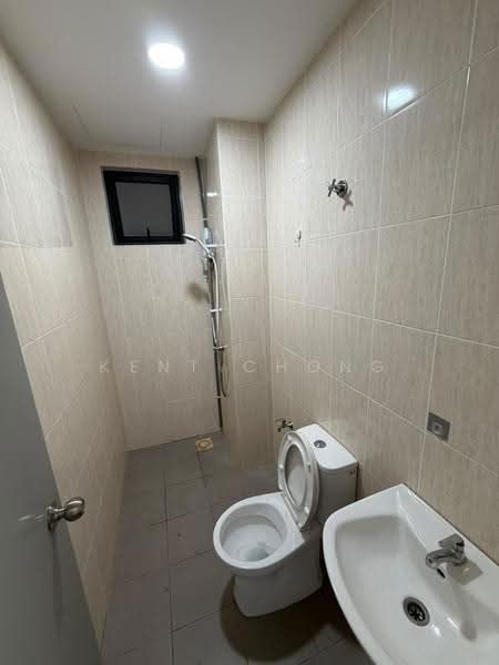 Kondominium untuk Disewa di Vista Bangi - Kent Chong - Bathroom - PropertyGuru.com.my
