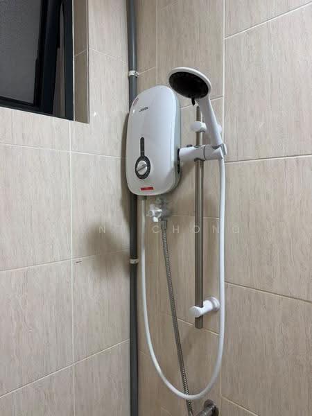 Kondominium untuk Disewa di Vista Bangi - Kent Chong - Bathroom - PropertyGuru.com.my