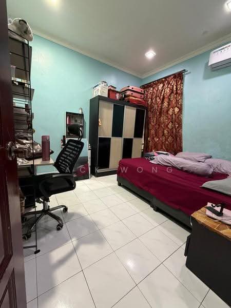 2-storey Terraced House for Sale in Taman Puteri Wangsa (Ulu Tiram) - Jack Wong - Bedroom - PropertyGuru.com.my