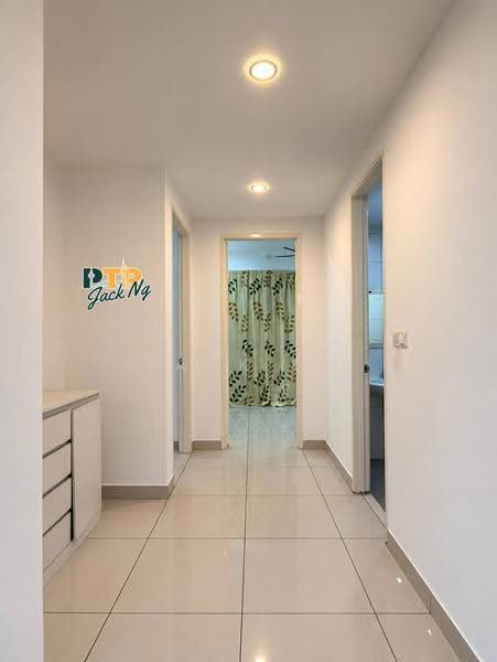 Kondominium untuk Dijual di Wellesley Residences - Jack Ng - Corridor - PropertyGuru.com.my