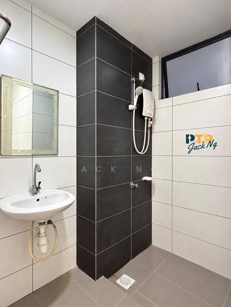 Kondominium untuk Dijual di Wellesley Residences - Jack Ng - Bathroom - PropertyGuru.com.my