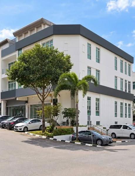 Shop / Office for Rent in Taman Molek (Johor Bahru) - Jane Ngoi - Exterior - PropertyGuru.com.my