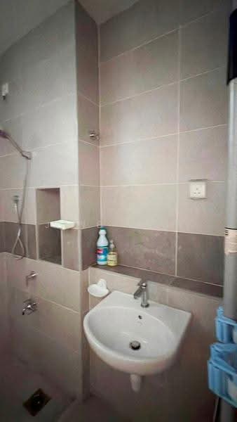 Rumah Teres 2-Tingkat untuk Dijual di Taman Adda Heights (Tebrau) - Jane Ngoi - Bathroom - PropertyGuru.com.my