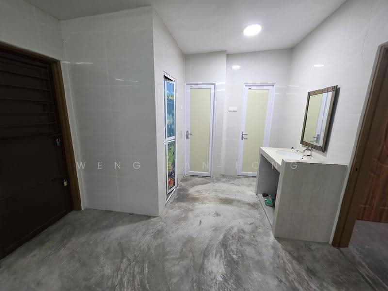 Bungalow House for Rent in Kampung Cheras Baru (Ampang) - Weng Ban Fong - Bathroom - PropertyGuru.com.my