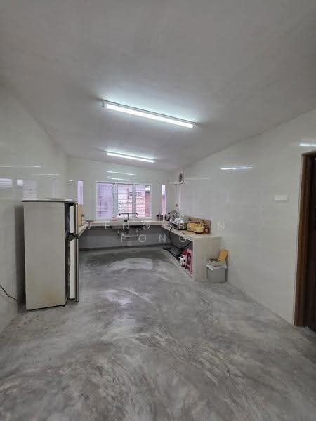 Bungalow House for Rent in Kampung Cheras Baru (Ampang) - Weng Ban Fong - Kitchen - PropertyGuru.com.my