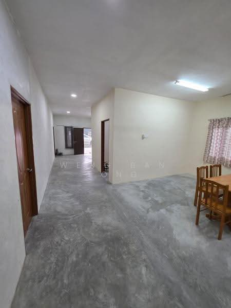 Bungalow House for Rent in Kampung Cheras Baru (Ampang) - Weng Ban Fong - Corridor - PropertyGuru.com.my