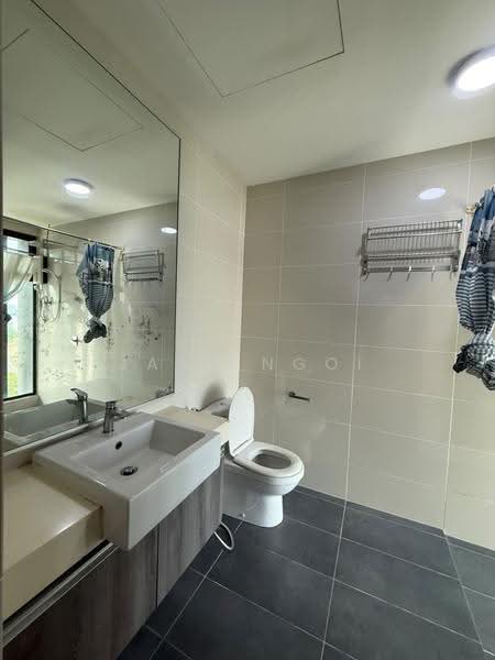 Service Residence for Rent at Southkey Mosaic - Jane Ngoi - Bathroom - PropertyGuru.com.my
