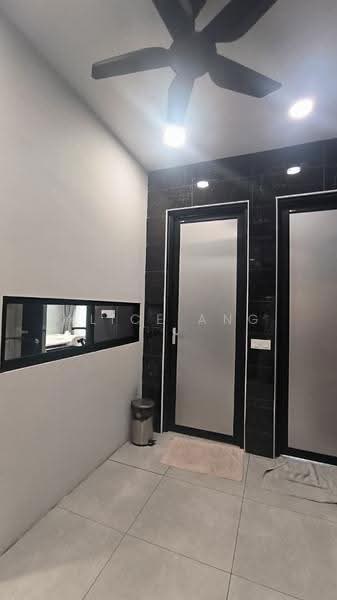 Rumah Teres 2-Tingkat untuk Dijual di Taman Mount Austin (Tebrau) - Alice Ang - Bathroom - PropertyGuru.com.my