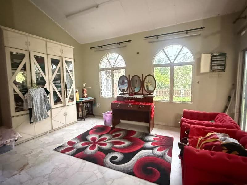 Bungalow House for Sale in Seksyen 3 (Bangi) - Mr Zack - Living Room - PropertyGuru.com.my