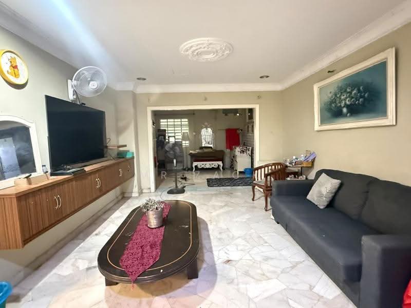 Bungalow House for Sale in Seksyen 3 (Bangi) - Mr Zack - Living Room - PropertyGuru.com.my