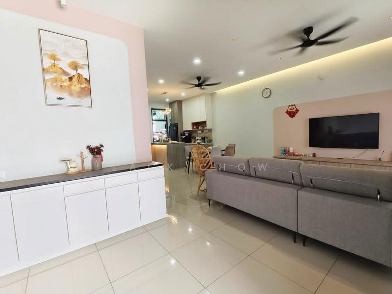 Rumah Teres 2-Tingkat untuk Dijual di Taman Impian Emas (Skudai) - Zack Chow - Living Room - PropertyGuru.com.my