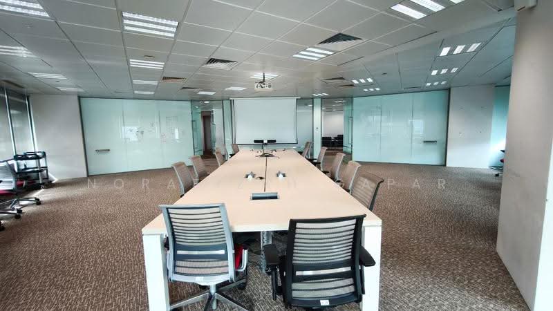 Office for Rent in KLCC (KL City Centre) - NoraFizah Gapar - Meeting Room - PropertyGuru.com.my