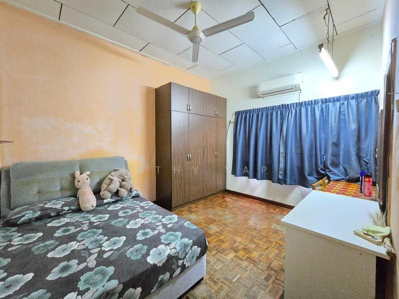 Semi-Detached House for Sale in Bandar Baru Sentul (Sentul) - Kathy Yap - Bedroom - PropertyGuru.com.my