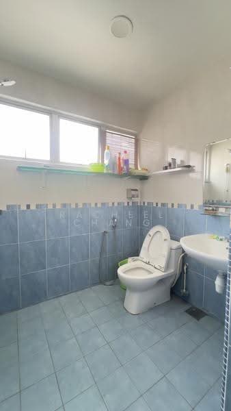Kedai / Pejabat untuk Disewa di Taman Perindustrian Kip (Kepong) - Racheel Chang - Bathroom - PropertyGuru.com.my