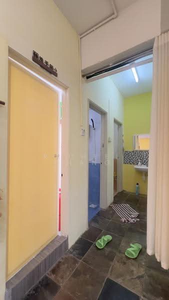 Kedai / Pejabat untuk Disewa di Taman Perindustrian Kip (Kepong) - Racheel Chang - Bathroom - PropertyGuru.com.my