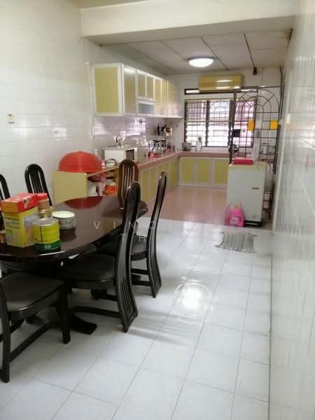 Rumah Teres 2-Tingkat untuk Dijual di Taman Melor (Ipoh) - Vincent Thoo - Kitchen - PropertyGuru.com.my
