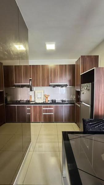 Kondominium untuk Disewa di Dwiputra Residences - NoraFizah Gapar - Kitchen - PropertyGuru.com.my